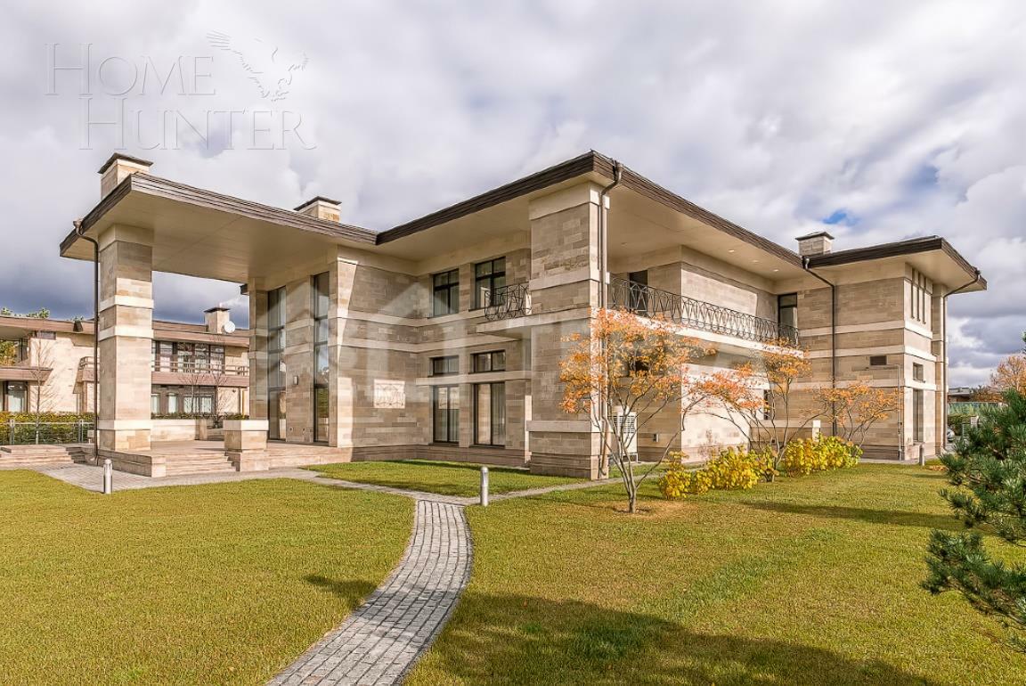 2-этажный коттедж 989.7 м² с отделкой