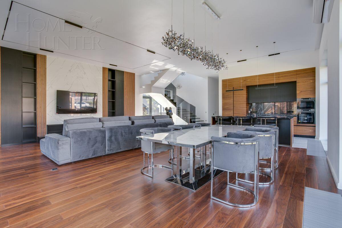 2-этажный коттедж 545 м² с отделкой