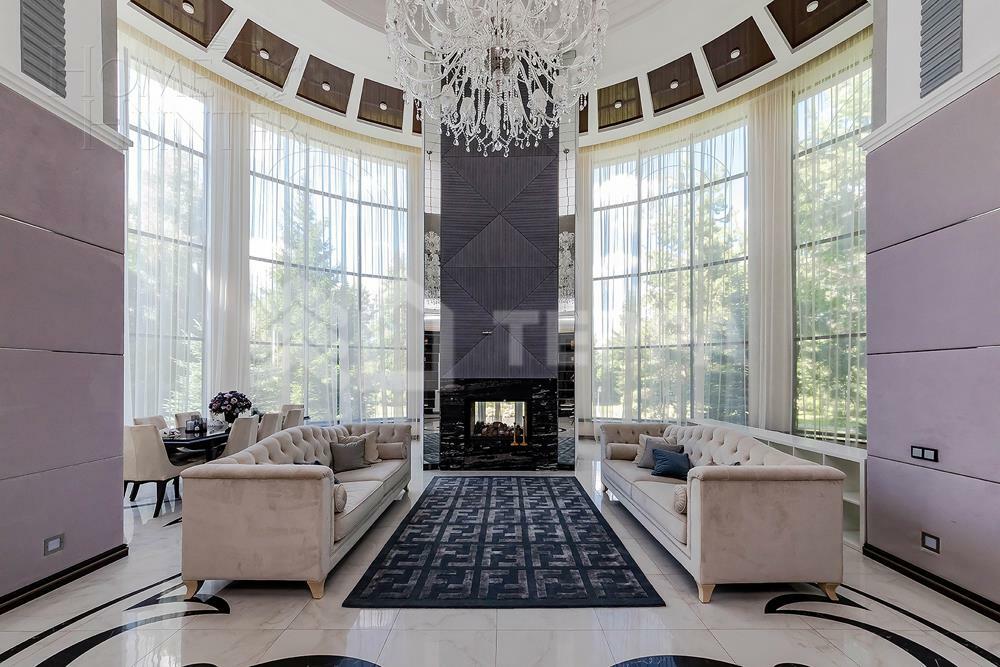 3-этажный коттедж 768 м² с отделкой