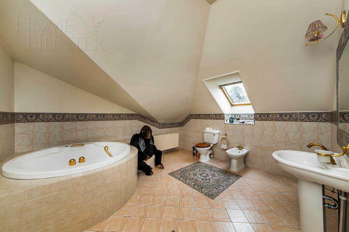 3-этажный коттедж 780 м² с отделкой