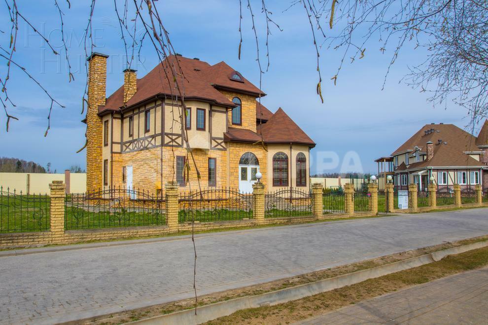 2-этажный коттедж 931 м² без отделки