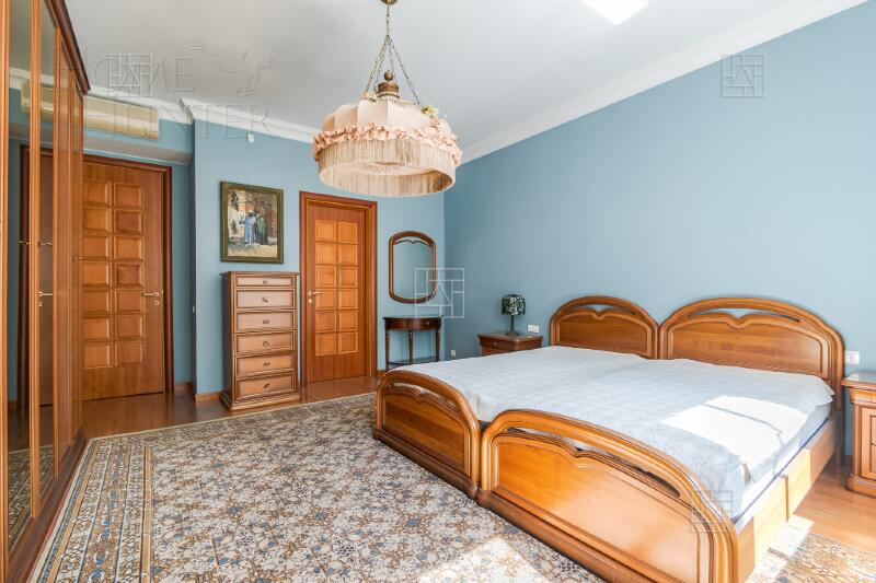 4-КОМН. КВАРТИРА С ОТДЕЛКОЙ 167 М² НА 2 ЭТАЖЕ