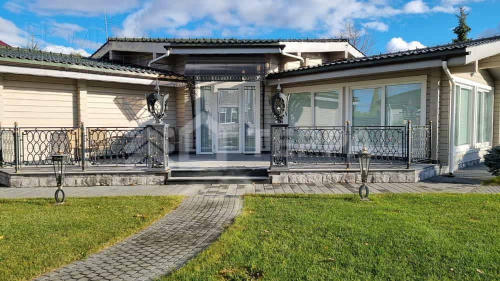 2-этажный коттедж 900 м² с отделкой