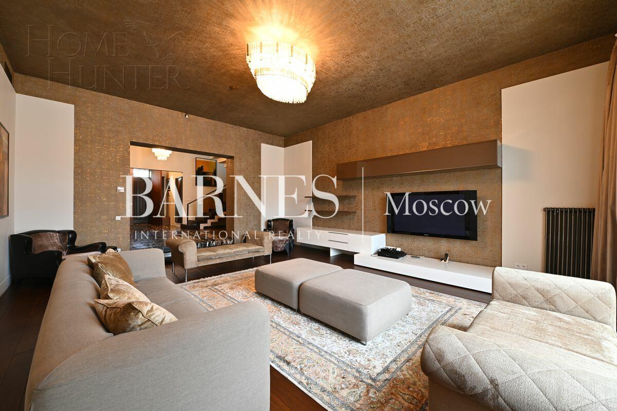 2-этажный коттедж 637 м² с отделкой