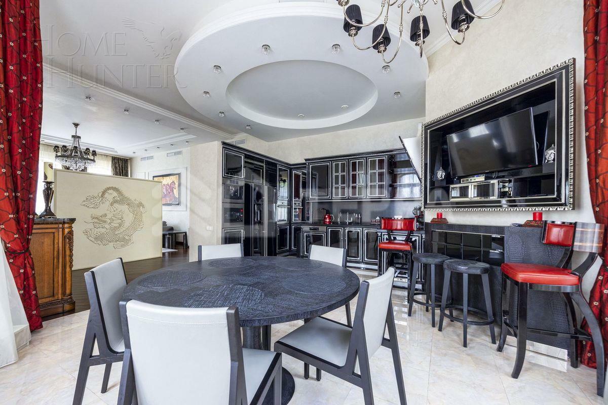 2-этажный коттедж 400 м² с отделкой