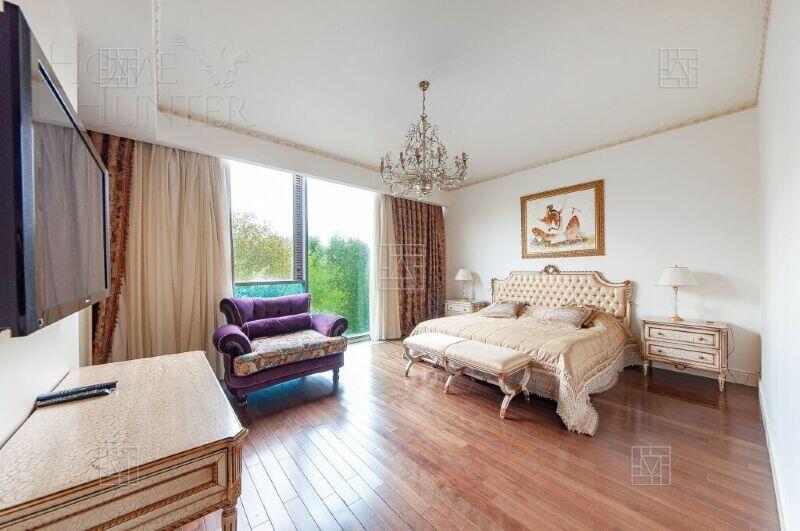 6-КОМН. КВАРТИРА С ОТДЕЛКОЙ 300.3 М² НА 4 ЭТАЖЕ