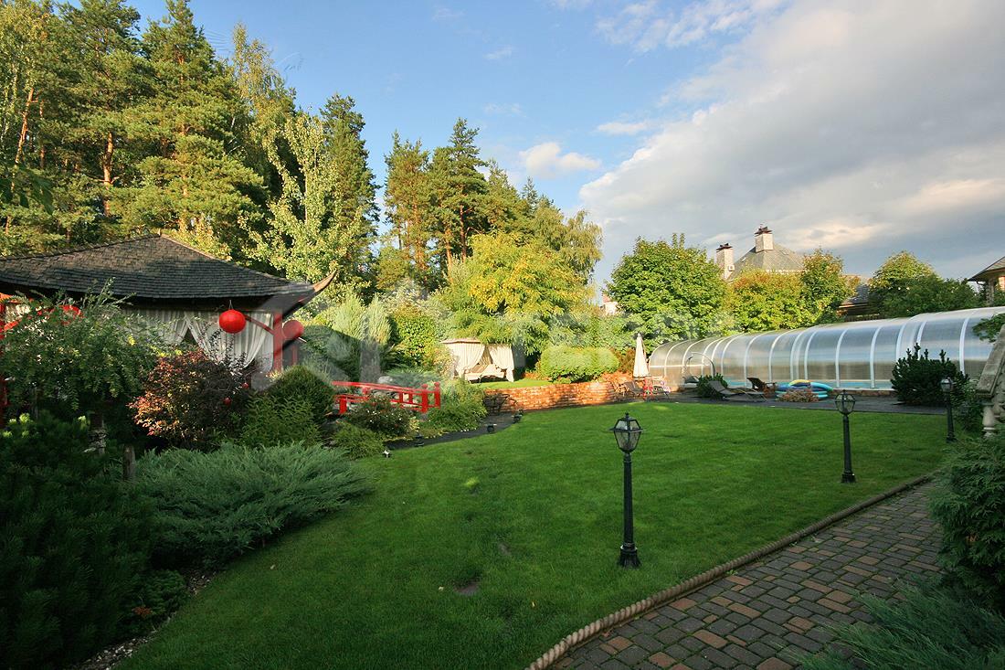 2-этажный коттедж 720 м² с отделкой