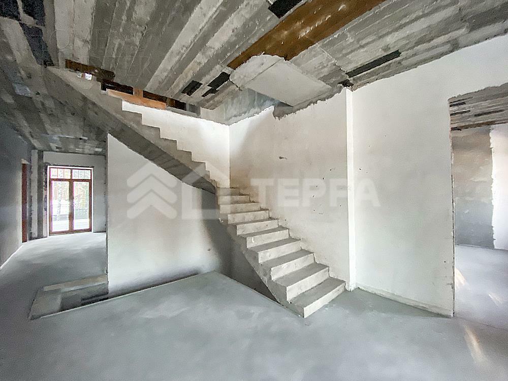 2-этажный коттедж 500 м² без отделки