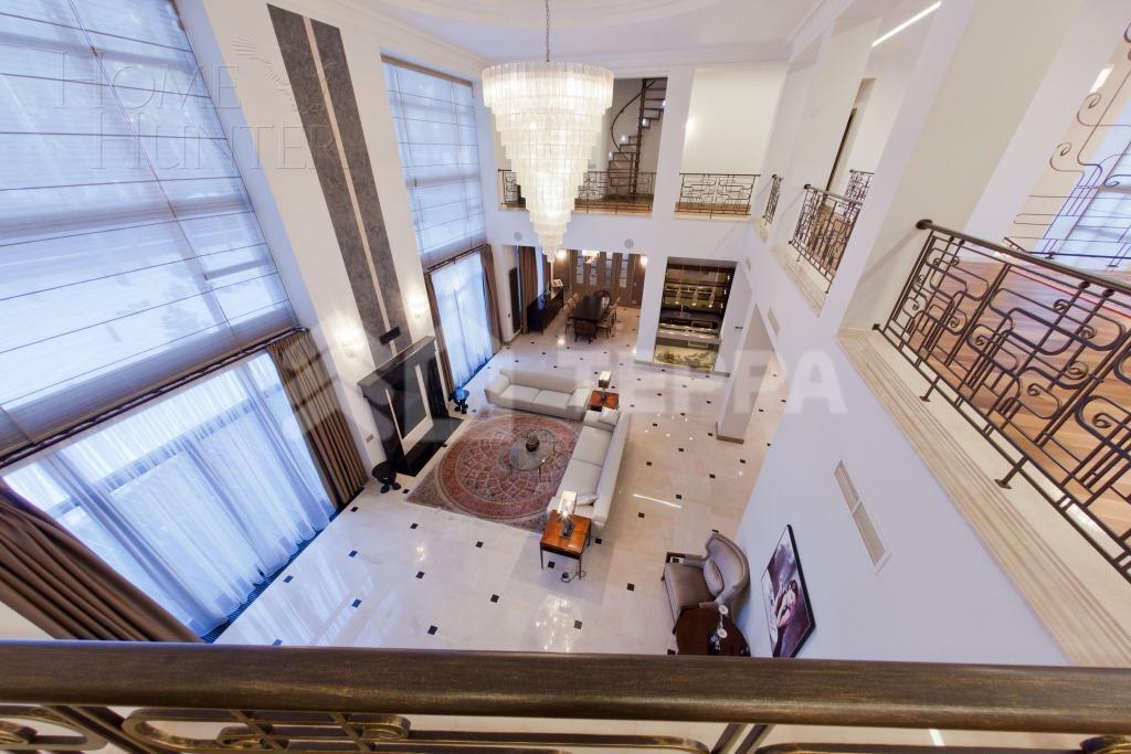 2-этажный коттедж 1 200 м² с отделкой