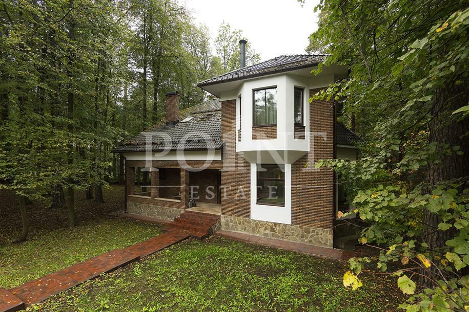 2-этажный коттедж 300 м² с отделкой