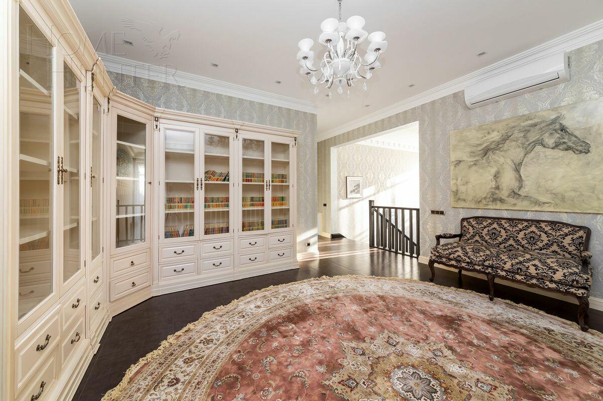 2-этажный коттедж 530 м² с отделкой