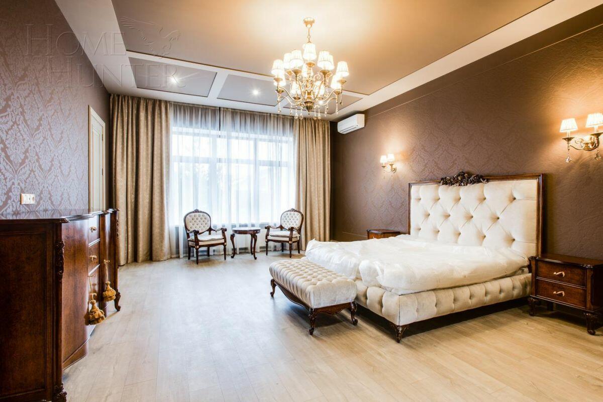 2-этажный таунхаус 628 м² с отделкой