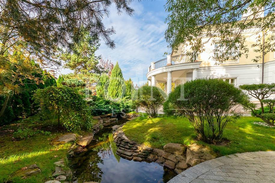 КОТТЕДЖ 2 000 м² с отделкой