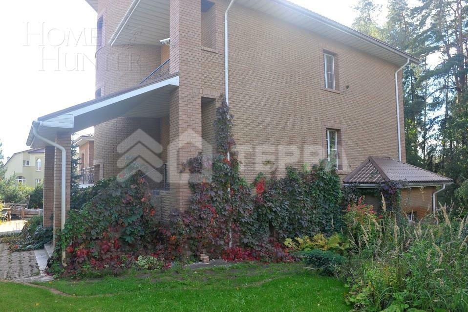 2-этажный коттедж 590 м² с отделкой