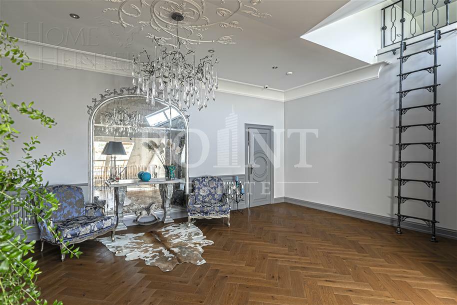 2-этажный коттедж 737 м² с отделкой