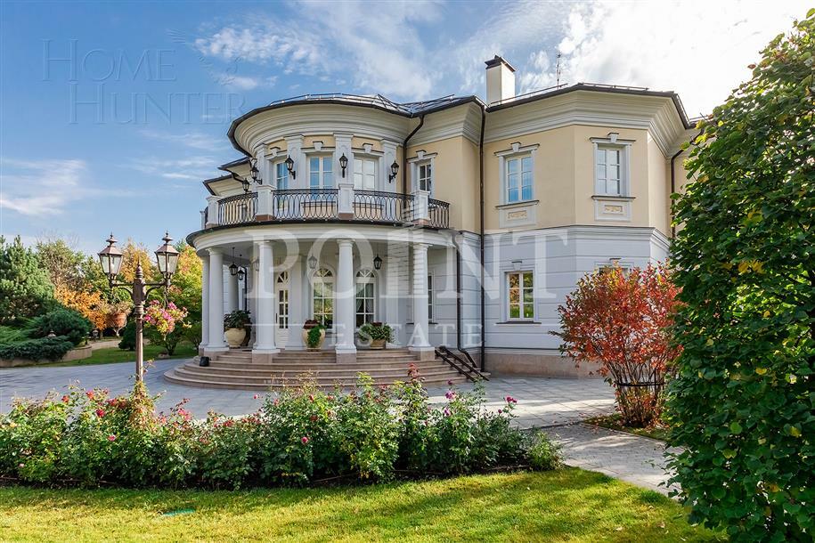 КОТТЕДЖ 2 000 м² с отделкой