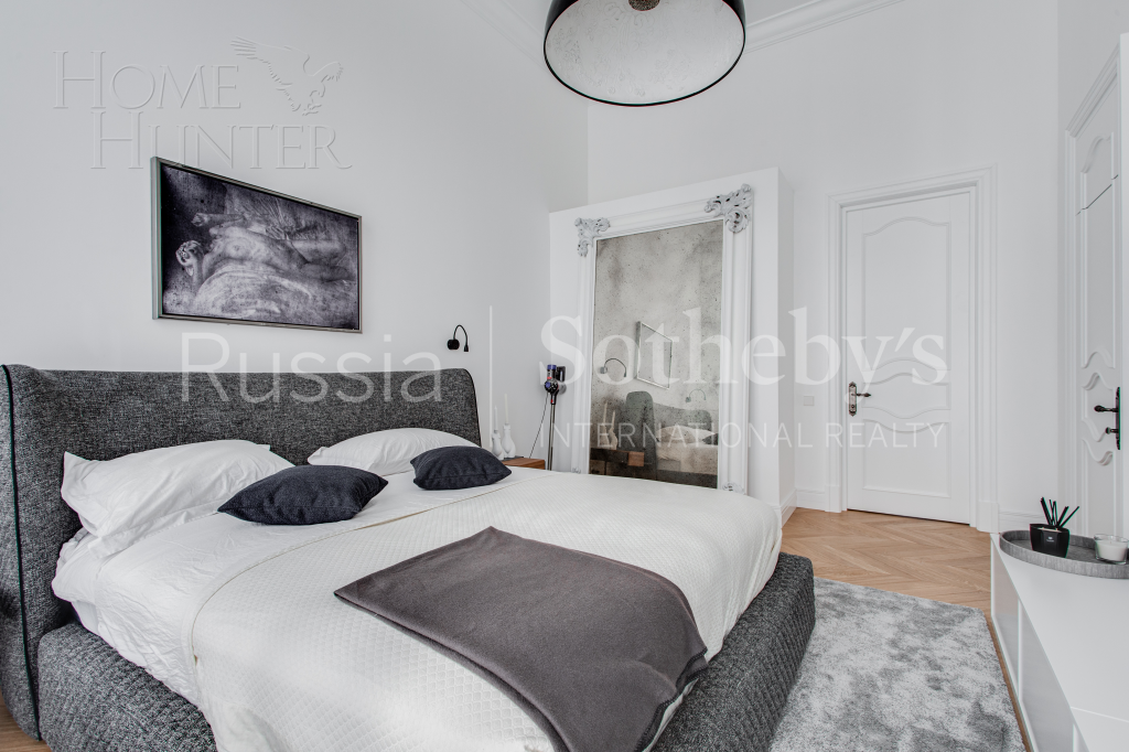 2-УРОВНЕВАЯ КВАРТИРА С ОТДЕЛКОЙ 380 М² НА 4 ЭТАЖЕ