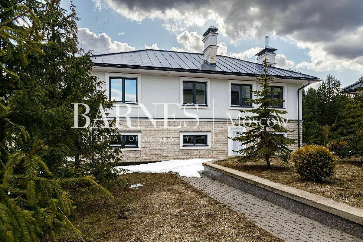 2-этажный коттедж 796 м² с отделкой