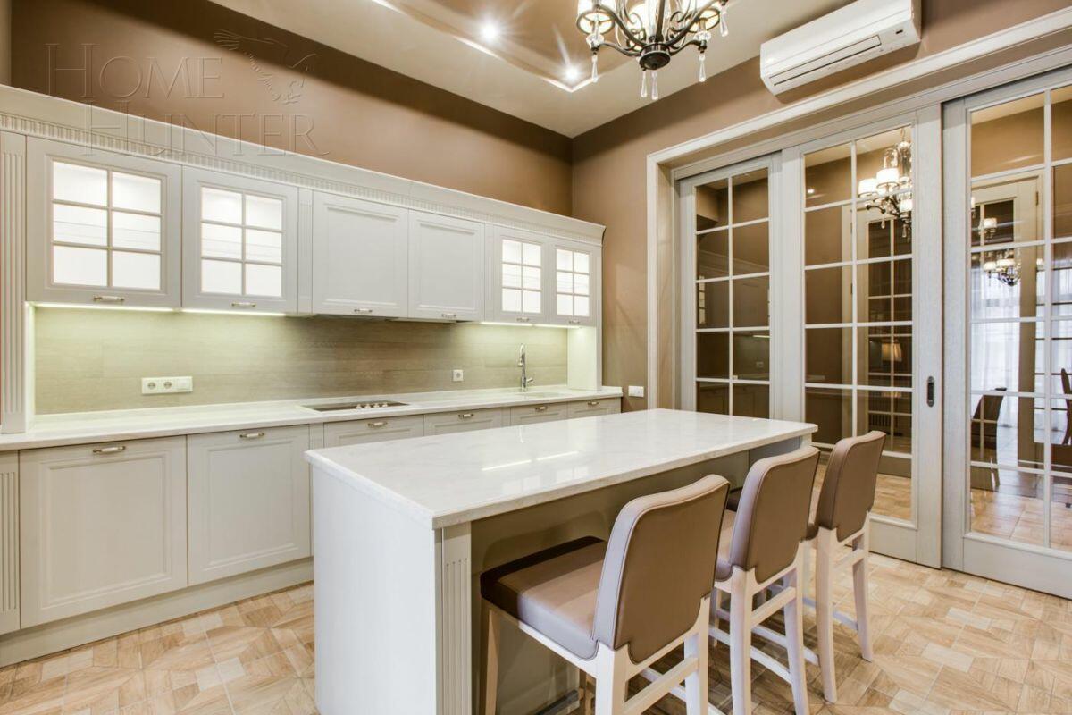 2-этажный таунхаус 628 м² с отделкой