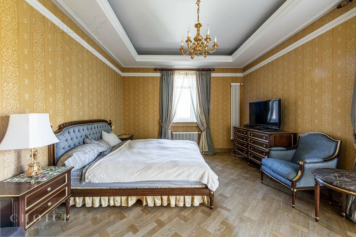 2-этажный коттедж 620 м² с отделкой