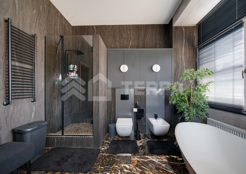 2-этажный коттедж 810 м² с отделкой