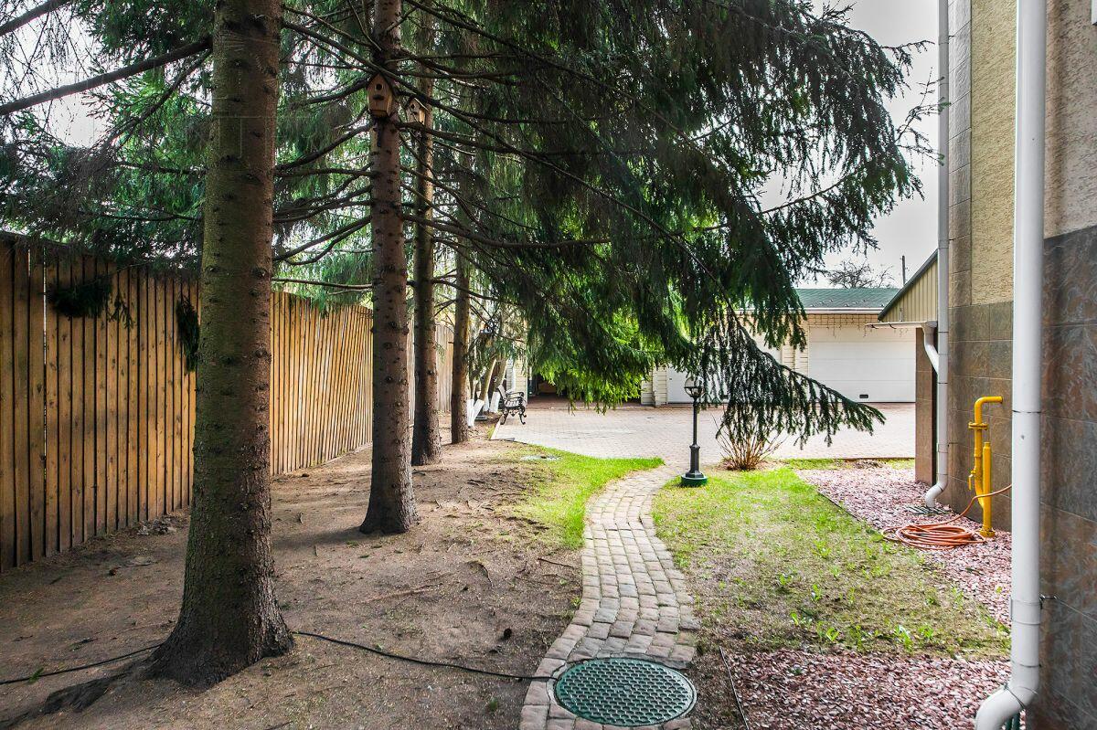 3-этажный коттедж 780 м² с отделкой