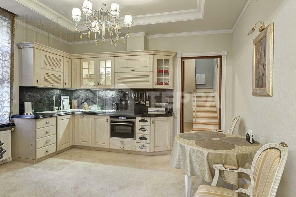 2-этажный коттедж 450 м² с отделкой