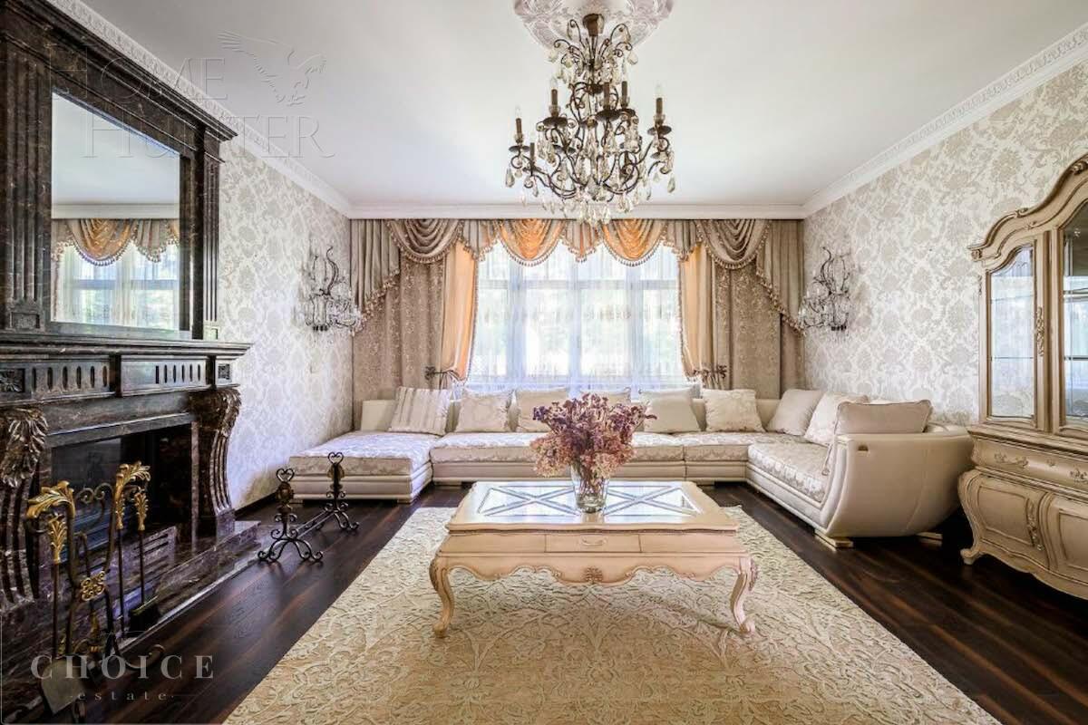 3-этажный коттедж 580 м² с отделкой