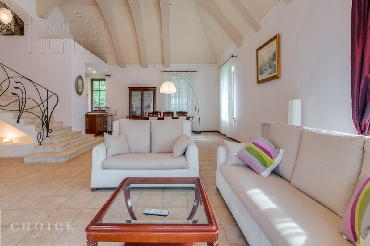 2-этажный коттедж 650 м² с отделкой