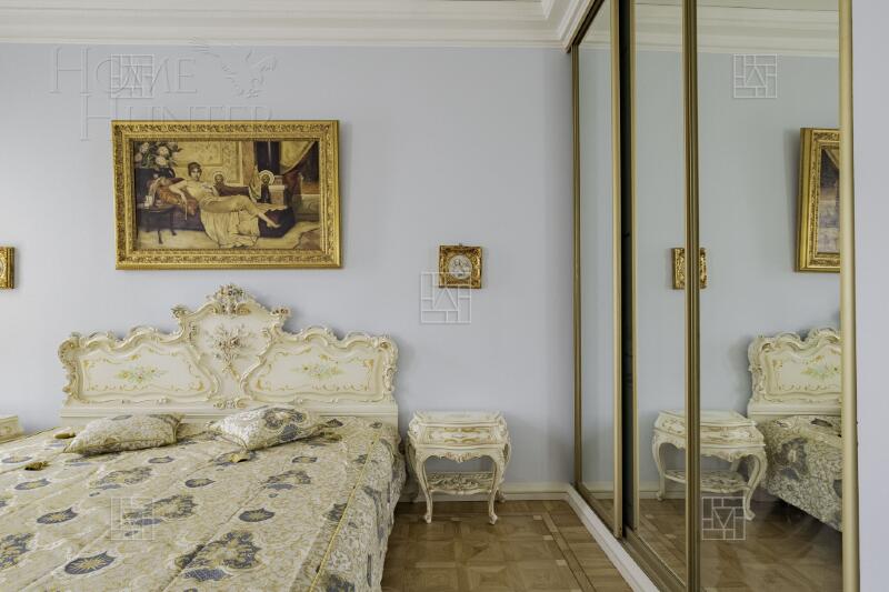 5-КОМН. КВАРТИРА С ОТДЕЛКОЙ 146.6 М² НА 2 ЭТАЖЕ