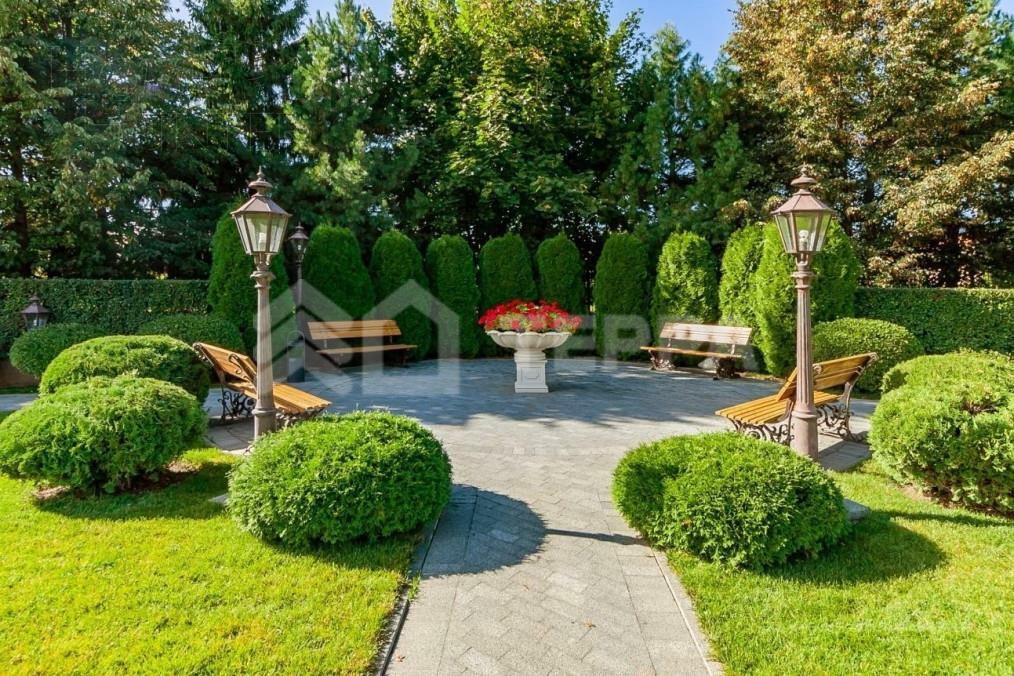 КОТТЕДЖ 1 800 м² с отделкой