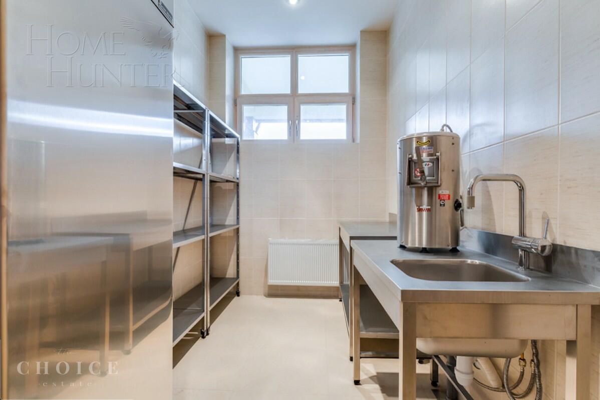 2-этажный коттедж 1 450 м² с отделкой