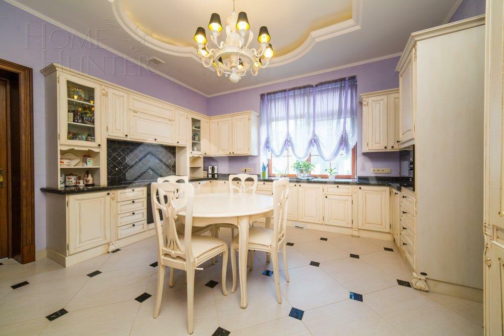 2-этажный коттедж 1 400 м² с отделкой