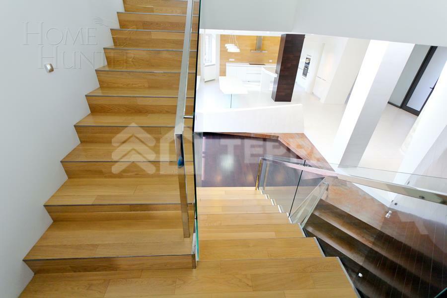 2-этажный коттедж 710 м² с отделкой