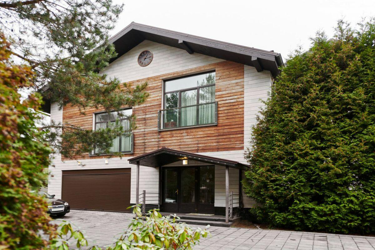 2-этажный коттедж 500 м² с отделкой