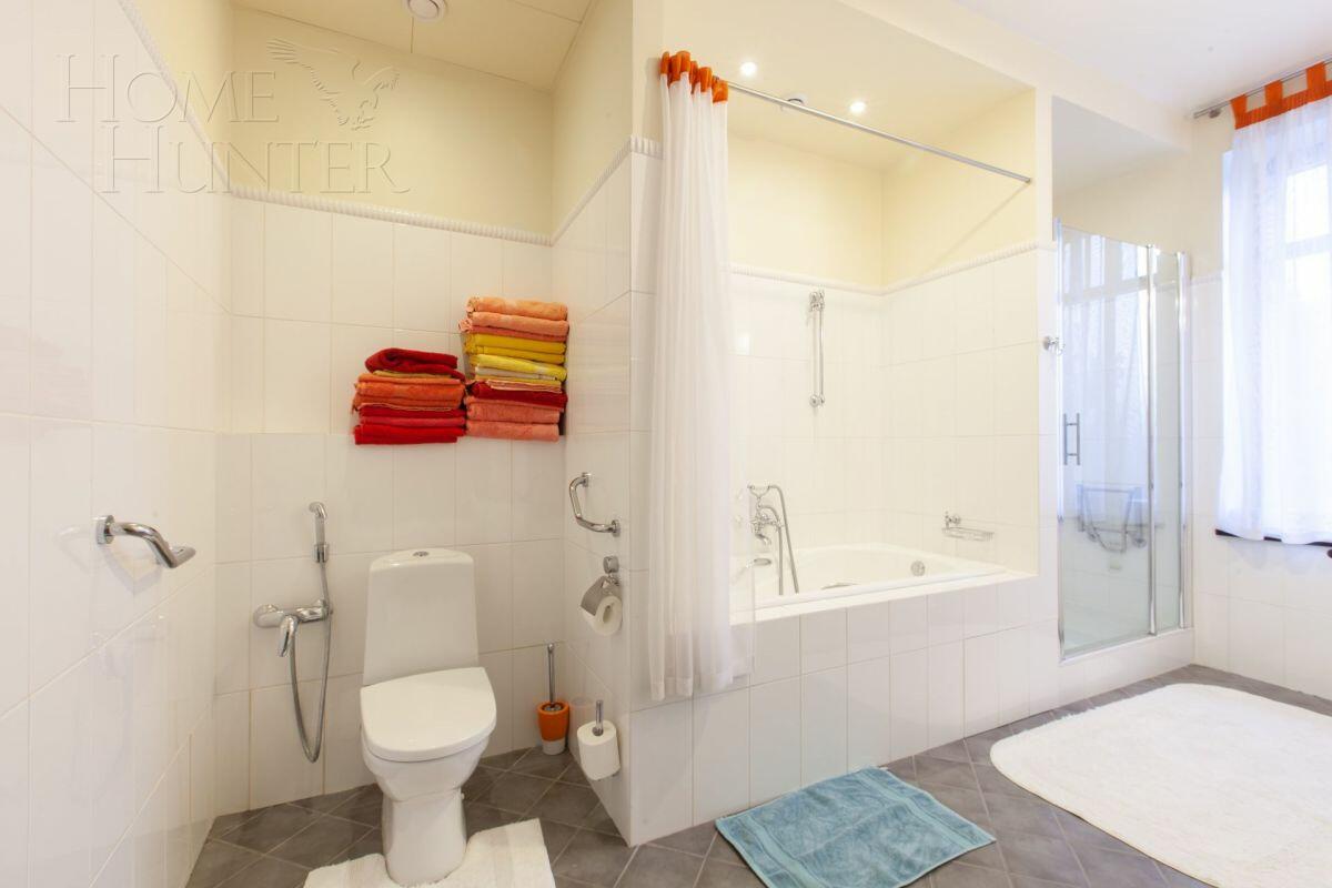 2-этажный коттедж 972 м² с отделкой