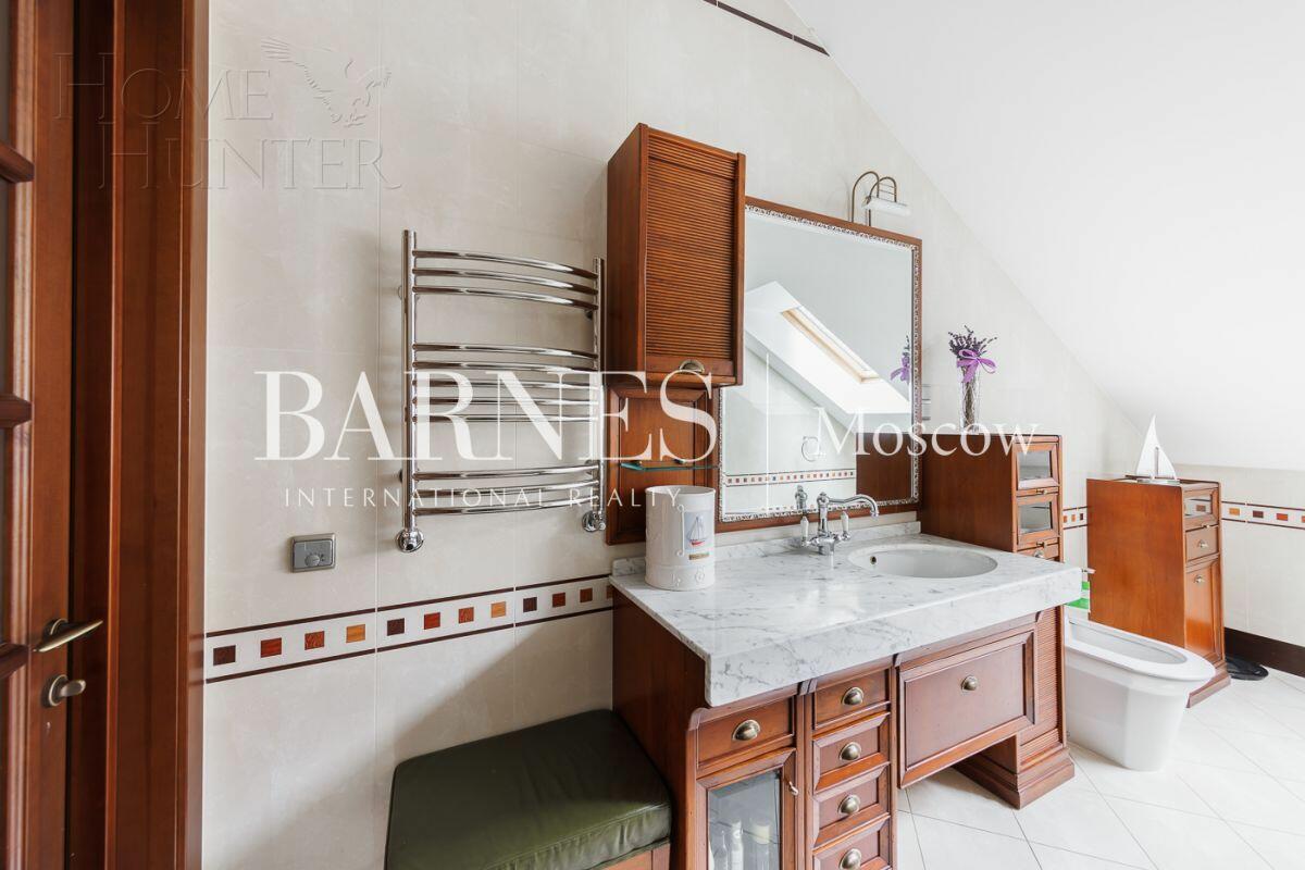 2-этажный коттедж 398.2 м² с отделкой