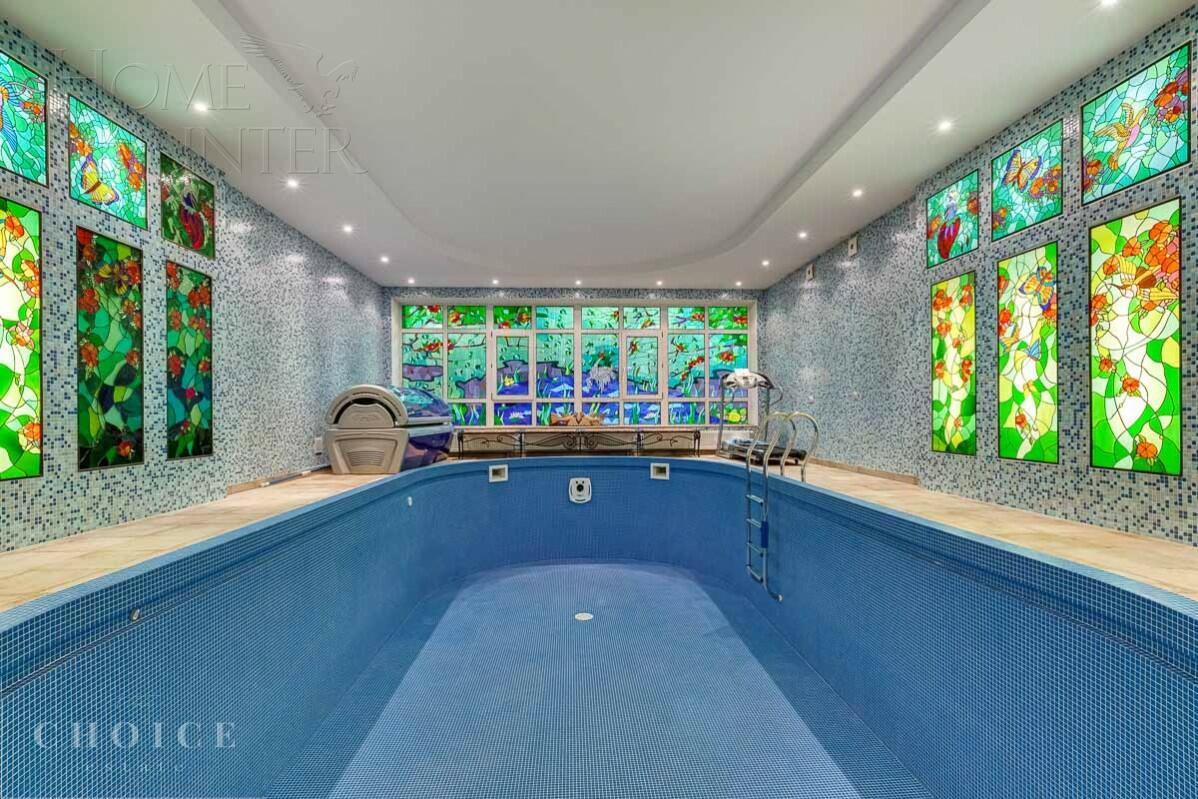 2-этажный коттедж 1 100 м² с отделкой