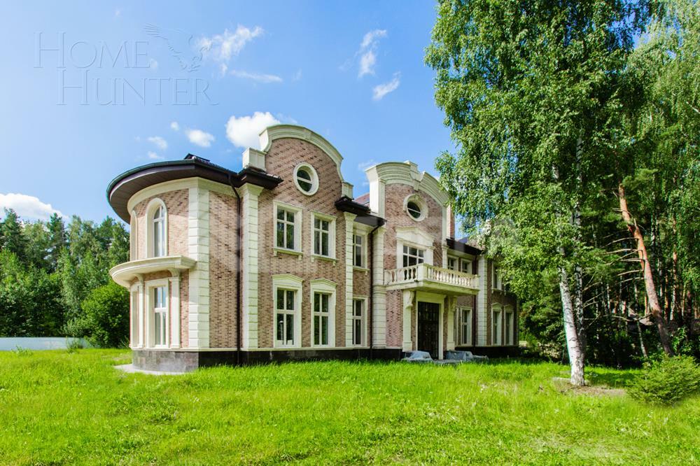 2-этажный коттедж 1 289 м² без отделки