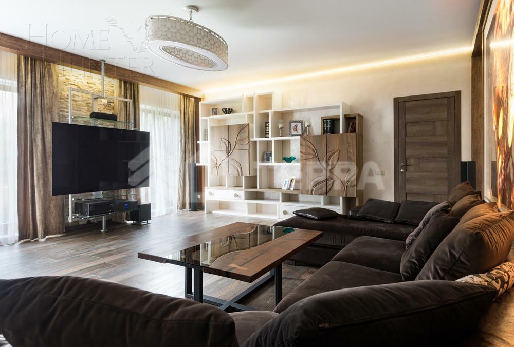 2-этажный коттедж 400 м² с отделкой