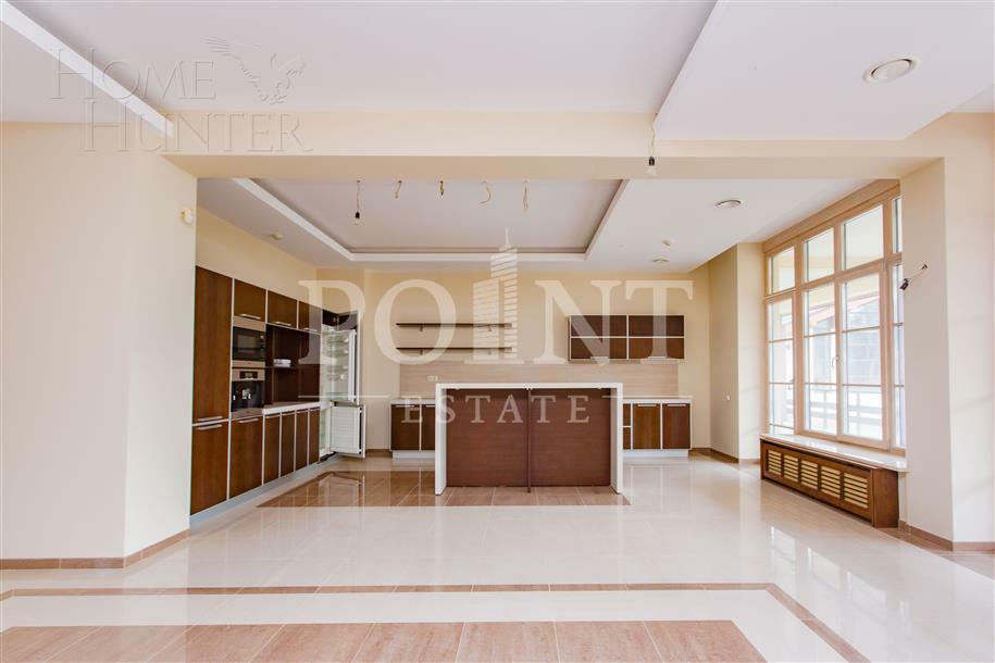 2-этажный коттедж 1 450 м² с отделкой