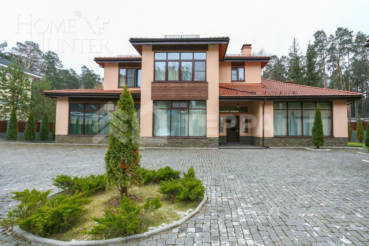 2-этажный коттедж 500 м² с отделкой