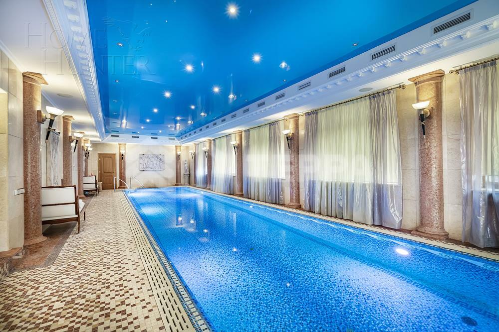 3-этажный коттедж 1 200 м² с отделкой