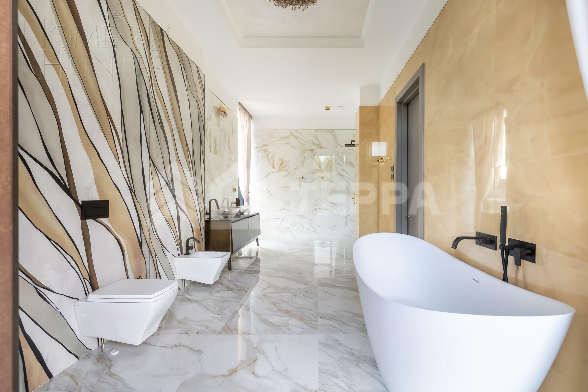 2-этажный коттедж 873 м² с отделкой