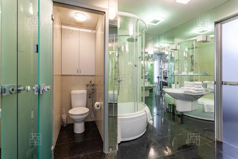 3-КОМН. КВАРТИРА С ОТДЕЛКОЙ 205 М² НА 10 ЭТАЖЕ