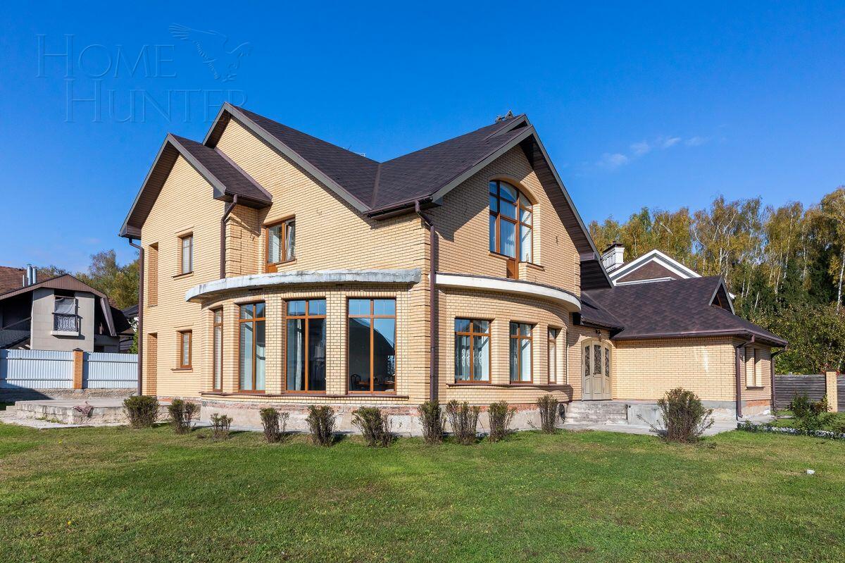 2-этажный коттедж 350 м² с отделкой