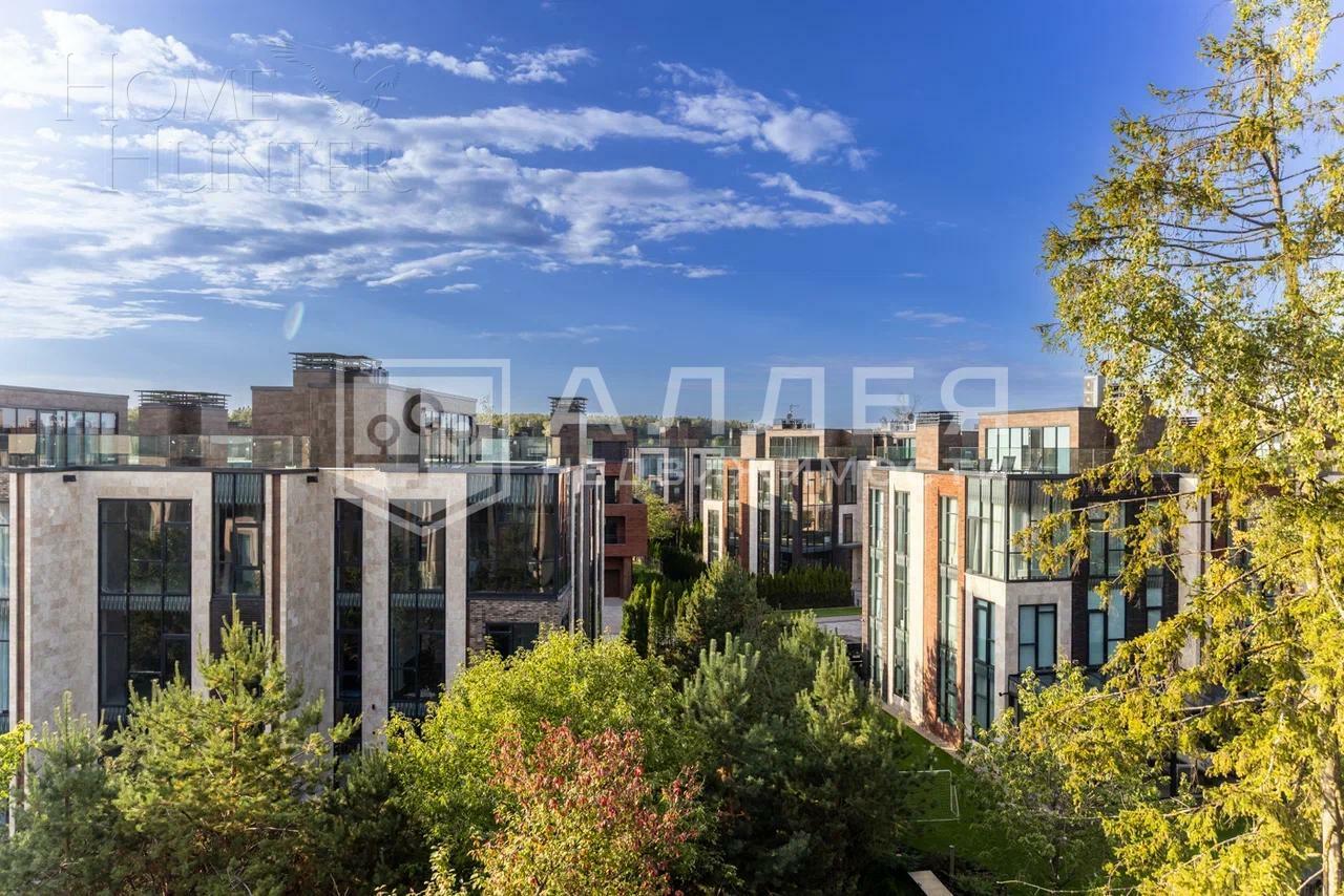 3-этажный таунхаус 244 м² с отделкой