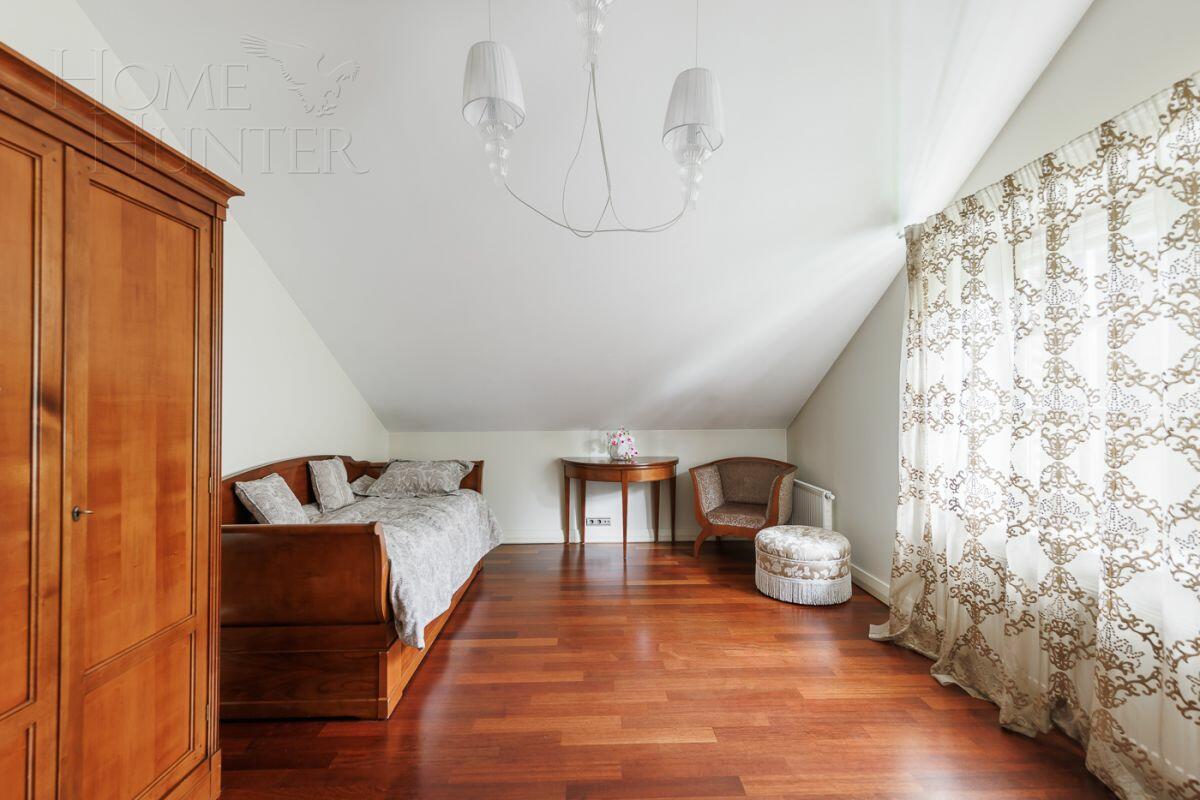 2-этажный коттедж 398.2 м² с отделкой