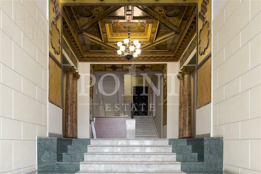 6-КОМН. КВАРТИРА С ОТДЕЛКОЙ 247.7 М² НА 4 ЭТАЖЕ