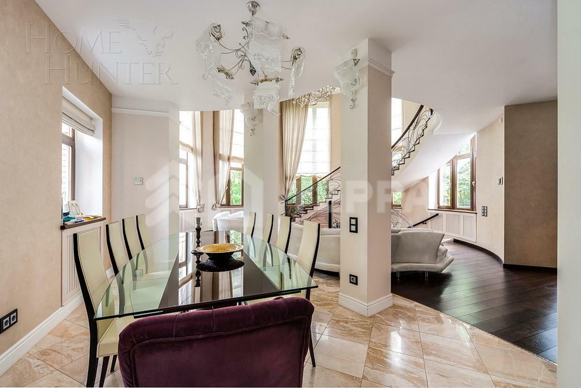 ТАУНХАУС 540 м² с отделкой